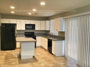 3341 Hillingdon Ct in Las Vegas, NV - Building Photo - Building Photo