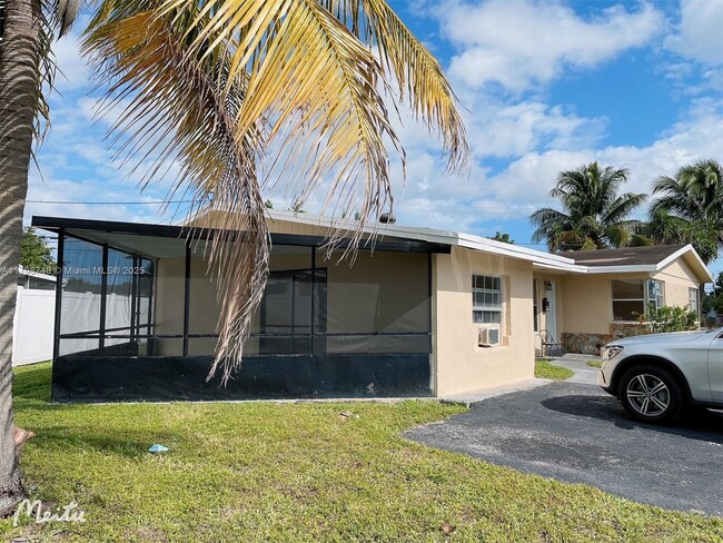 property at 600 NW 38th Ave