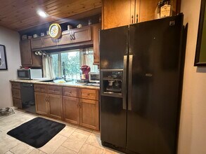 129 W Lakeshore Dr in Cherokee Village, AR - Building Photo - Building Photo