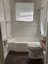 2016 Woodlawn St in Jackson, MS - Building Photo - Building Photo