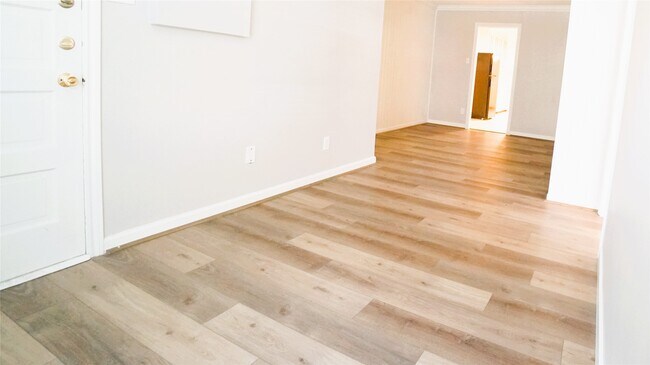2425 Shakespeare St in Houston, TX - Building Photo - Building Photo