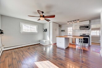 2963 S Fox St in Englewood, CO - Building Photo - Building Photo