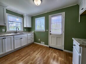 1742 Turk Hill Rd, Unit 2 in Fairport, NY - Building Photo - Building Photo