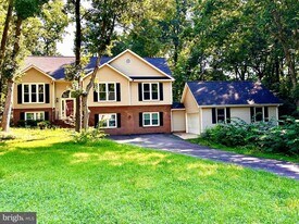 6316 Forest Grove Dr in Fredericksburg, VA - Building Photo