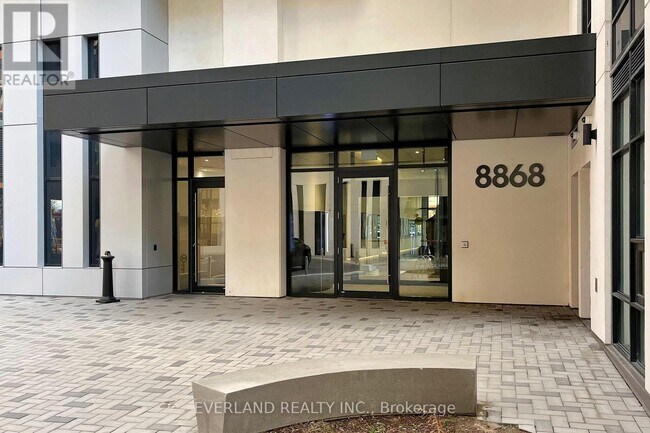 8868 Yonge St in Richmond Hill, ON - Building Photo - Building Photo