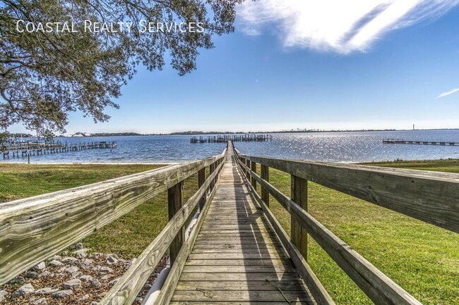 property at 1367 US-98