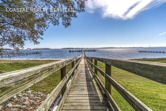 1367 US-98 in Mary Esther, FL - Building Photo - Building Photo