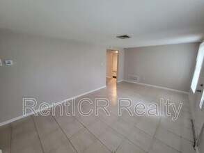 7914 Wallaba Ln in New Port Richey, FL - Building Photo - Building Photo