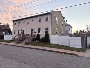 18 Homer St in Newport, RI - Building Photo - Building Photo