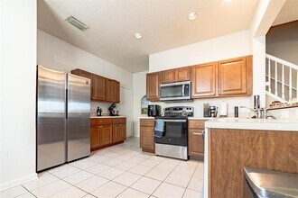 4815 Pond Ridge Dr in Riverview, FL - Building Photo - Building Photo