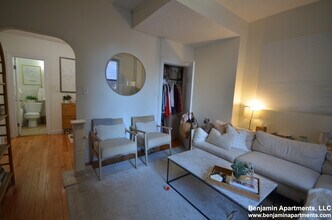 302 Berkeley St, Unit 4 in Boston, MA - Building Photo - Building Photo