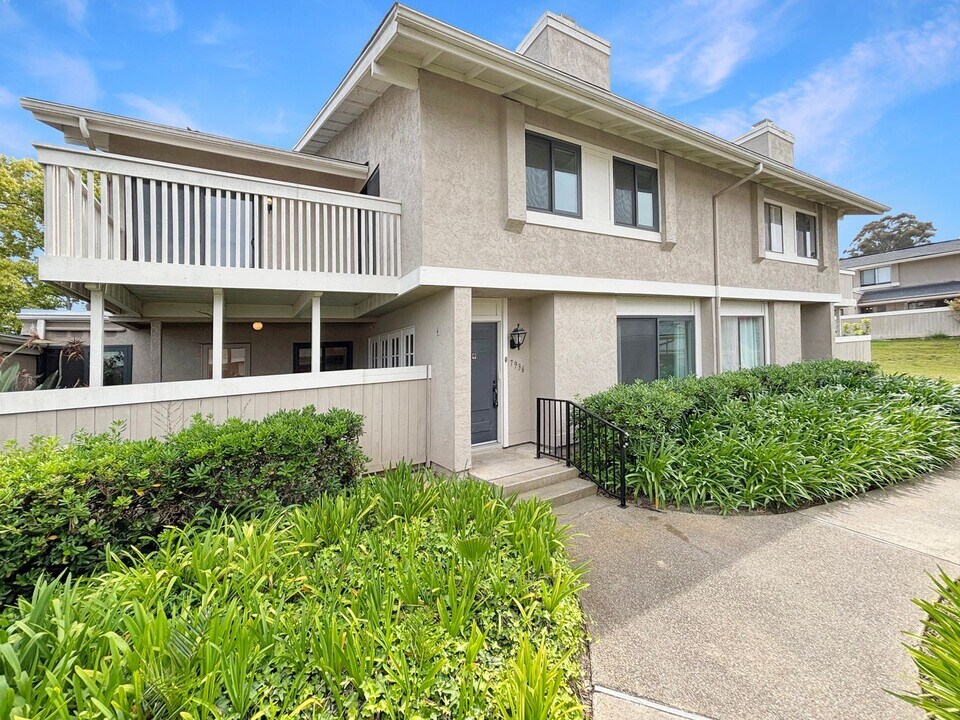 7936 Playmor Terrace in San Diego, CA - Building Photo