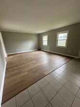 35 Medford Ln in Willingboro, NJ - Building Photo - Building Photo