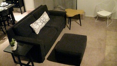 1441 Lincoln Ave, Unit Unit B in San Rafael, CA - Building Photo - Building Photo