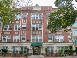 515 W Melrose St, Unit #511-311 in Chicago, IL - Building Photo - Building Photo