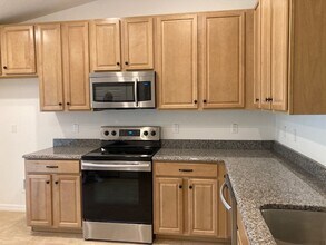 21 Wood Arbor Ln in Palm Coast, FL - Building Photo - Building Photo