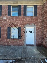176 S Killarney Ln in Richmond, KY - Building Photo - Building Photo