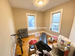 8 Sunset St, Unit 3 in Boston, MA - Foto de edificio - Building Photo