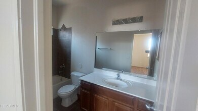 4768 Joseph Rodriguez Dr in El Paso, TX - Building Photo - Building Photo