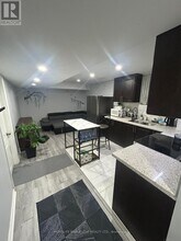 1 Grape Trail in Brampton, ON - Building Photo - Building Photo