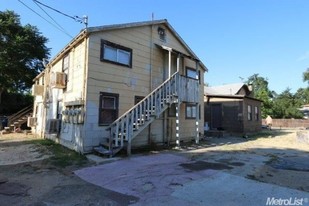3313 Branch St in Sacramento, CA - Building Photo