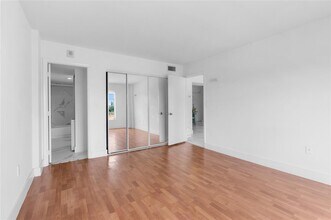 4164 Inverrary Dr, Unit 412 in Lauderhill, FL - Building Photo - Building Photo