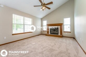 2107 Sunset Cir in Pleasant Hill, MO - Building Photo - Building Photo