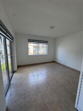 18870 NW 57th Ave in Hialeah, FL - Building Photo - Building Photo