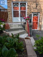 43 Tuscarora Dr in Toronto, ON - Building Photo - Building Photo