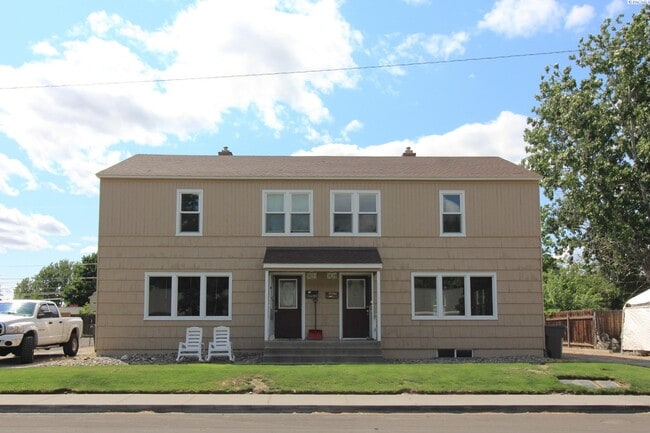 property at 1419 Kimball Ave