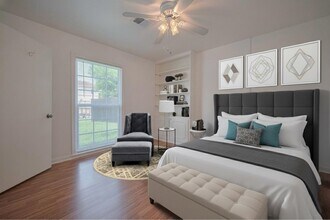 5513 Fairdale Ln in Houston, TX - Building Photo - Building Photo