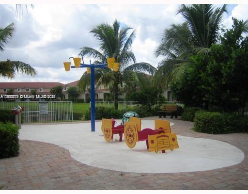 2756 SW 83rd Ave in Miramar, FL - Building Photo - Building Photo
