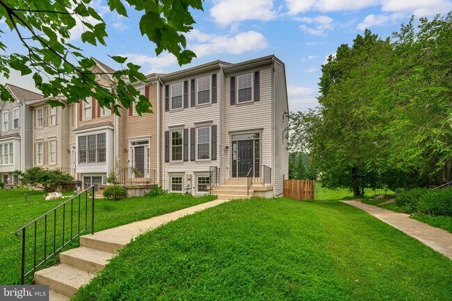 property at 8101 Chelaberry Ct