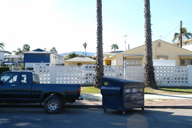 1247-1249 Boynton St in Glendale, CA - Building Photo - Building Photo