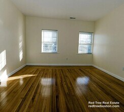 34 Bentley St, Unit 2 in Boston, MA - Building Photo - Building Photo