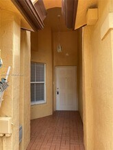 14117 N Forest Oak Cir in Davie, FL - Building Photo - Building Photo