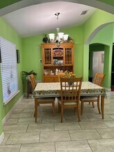 197 Maple Dr in Poinciana, FL - Building Photo - Building Photo