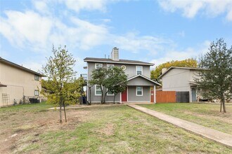 2107 Conestoga Trail in Austin, TX - Building Photo - Building Photo