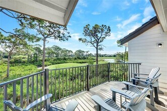 27131 Oakwood Lake Dr in Bonita Springs, FL - Foto de edificio - Building Photo