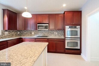 3164 Lawrin Ct in Chesapeake Beach, MD - Building Photo - Building Photo