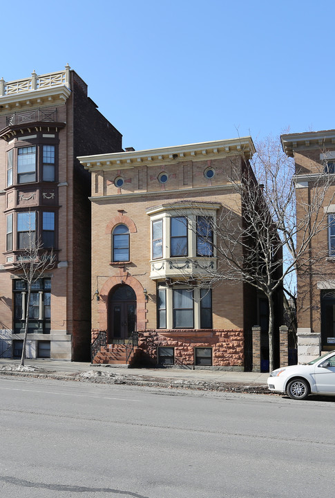 546 Madison Ave in Albany, NY - Building Photo