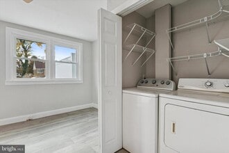 334 Mary St in Downingtown, PA - Building Photo - Building Photo