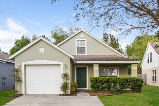 6221 Kiteridge Dr in Fish Hawk, FL - Building Photo