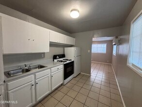 3906 Harrison Ave in El Paso, TX - Building Photo - Building Photo