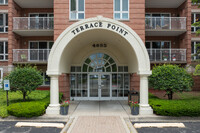 Trace Point Condos in Norridge, IL - Foto de edificio - Building Photo