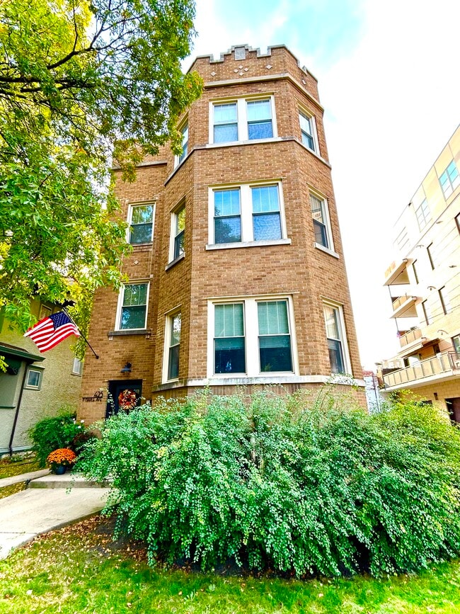 425 N Maple Ave, Unit 2