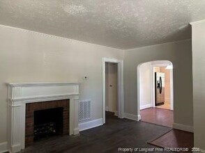 282 N Windsor Dr in Fayetteville, NC - Building Photo - Building Photo