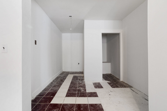 341 E 51st St in Brooklyn, NY - Building Photo - Interior Photo