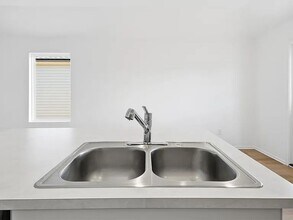 12036 SW 36th St in Mustang, OK - Building Photo - Building Photo