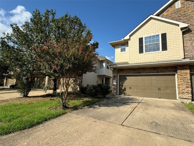 property at 11515 Jacinth Ct